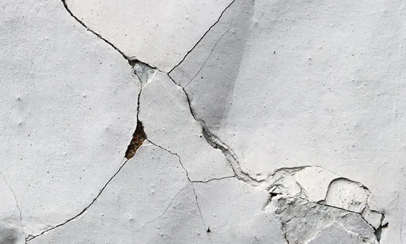 Portland OR drywall crack repair